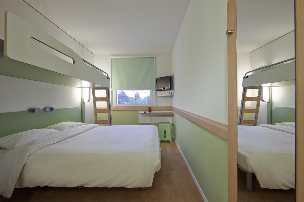 Ibis Budget Geneve Petit-Lancy Room photo